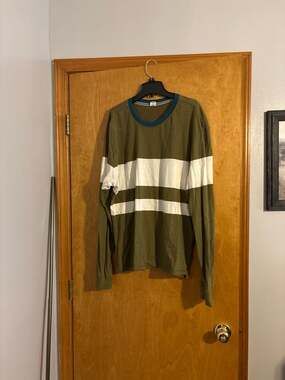 Reverse Threads Los Angeles Men's Long Sleeve Bold Stripe Shirt